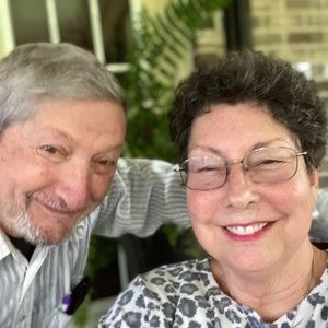 Meet your Posher, Sharon